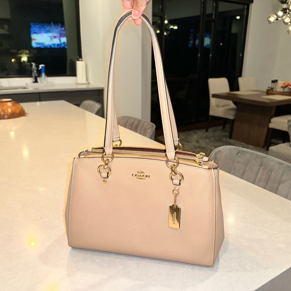 Authentic Coach Carryall in a muted pink